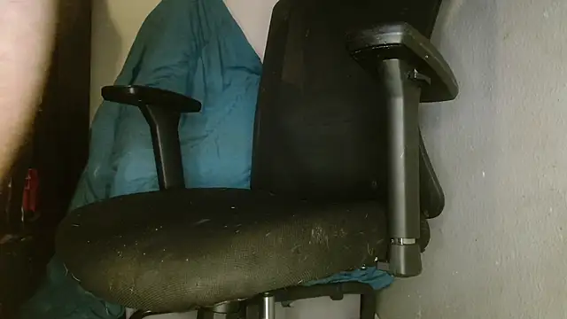 Snapshot of Gigadickman chatting on 02-27-25, 09:25 Gigadickman online show from 02-27-25, 09:25