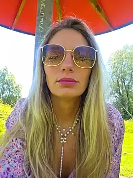 Lydie off online show from 05-22-26, 11:49