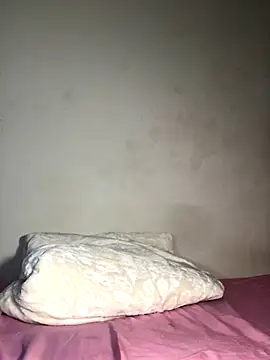 Snapshot of SexyAngeliqua chatting on 09-10-25, 07:03 SexyAngeliqua online show from 09-10-25, 07:03