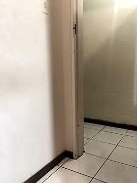 Snapshot of SexyAngeliqua chatting on 10-29-25, 04:53 SexyAngeliqua online show from 10-29-25, 04:53