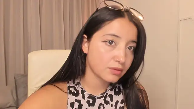 Snapshot of Ali_itcaduu chatting on 02-05-26, 01:43 Ali itcaduu online show from 02-05-26, 01:43