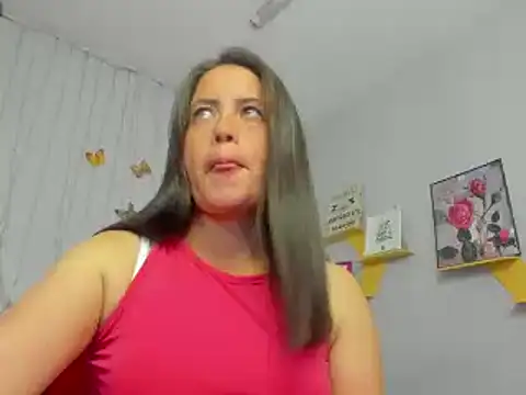 Snapshot of kathina_giraldo chatting on 01-24-25, 04:17 kathina giraldo online show from 01-24-25, 04:17