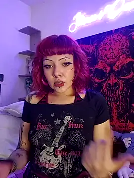 Snapshot of Sarah-Stoner chatting on 06-23-26, 12:41 Sarah-Stoner online show from 06-23-26, 12:41