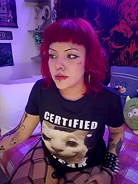 Snapshot of Sarah-Stoner chatting on 07-18-26, 12:26 Sarah-Stoner online show from 07-18-26, 12:26