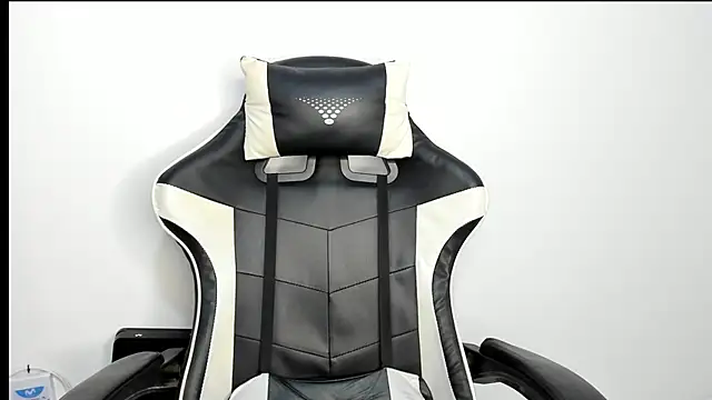 HelueHorny13 online show from 02-09-25, 08:00