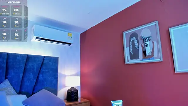 Snapshot of Ada__lee_ chatting on 12-20-25, 01:23 Ada lee online show from 12-20-25, 01:23