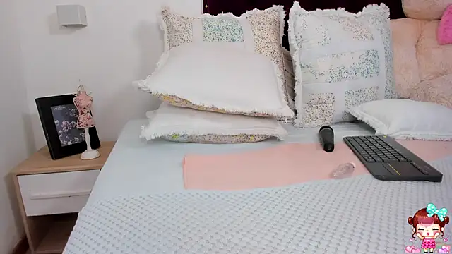 khloe cutee online show from 12-11-24, 01:37