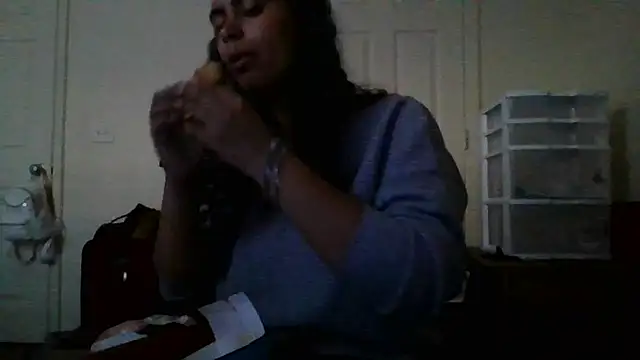 cinnaminnie online show from 01-17-25, 09:28