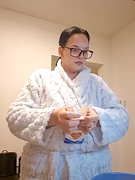 Jujuicy 97 online show from 12-01-25, 06:46