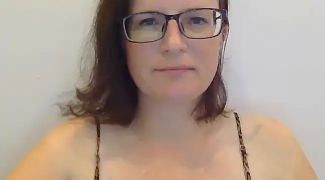 CrimsonMistress online show from 01-02-25, 12:02