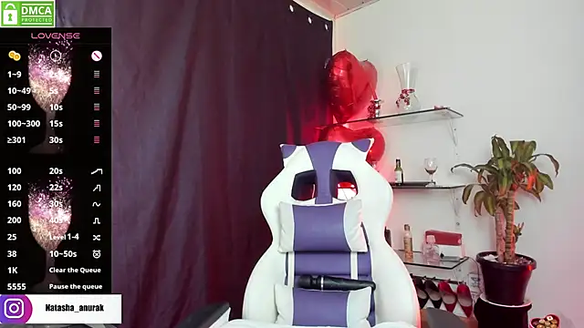 natashaanurak online show from 03-11-25, 01:26