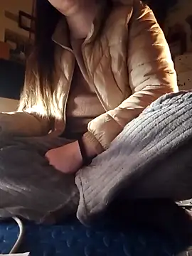 JasminePham online show from 12-19-24, 09:06