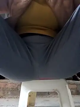 JasminePham online show from 01-12-25, 08:46