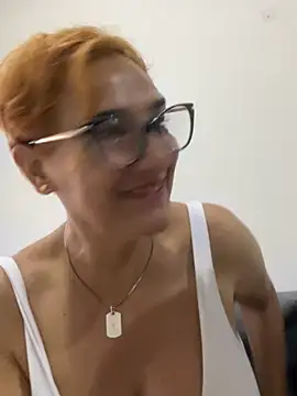 Snapshot of anastasia_and_jordan chatting on 03-10-26, 12:21 anastasia and jordan online show from 03-10-26, 12:21