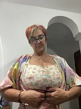 Snapshot of anastasia_and_jordan chatting on 03-31-26, 08:37 anastasia and jordan online show from 03-31-26, 08:37