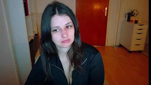 Snapshot of jenna-sxy19 chatting on 10-30-25, 02:07 jenna-sxy19 online show from 10-30-25, 02:07