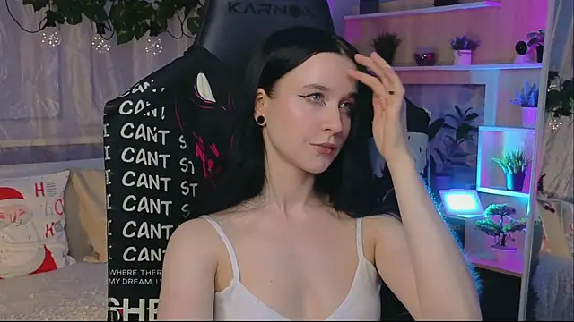 KiraLiLime online show from 02-26-25, 07:27