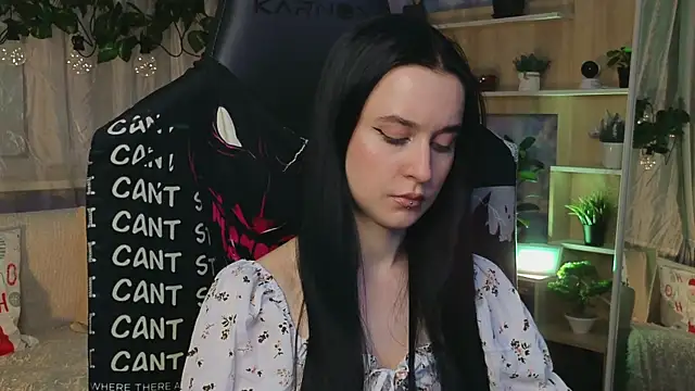 KiraLiLime online show from 03-08-25, 10:02