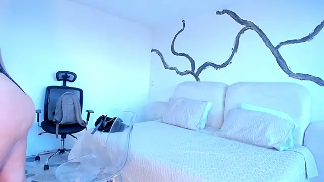 Snapshot of BridgetRodriguez chatting on 01-23-25, 12:30 BridgetRodriguez online show from 01-23-25, 12:30