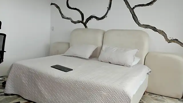 Snapshot of BridgetRodriguez chatting on 01-27-25, 12:37 BridgetRodriguez online show from 01-27-25, 12:37