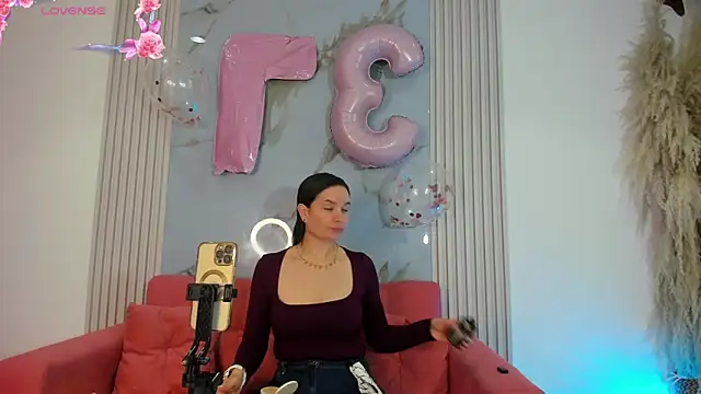 Snapshot of BridgetRodriguez chatting on 10-11-25, 12:26 BridgetRodriguez online show from 10-11-25, 12:26