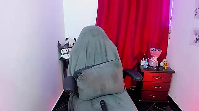 indra cam online show from 12-22-24, 05:12