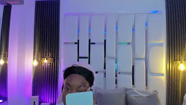 mia schwarz online show from 12-02-25, 11:34