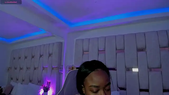 Snapshot of mia_schwarz chatting on 03-16-26, 09:41 mia schwarz online show from 03-16-26, 09:41