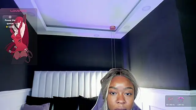 Snapshot of mia_schwarz chatting on 04-07-26, 11:43 mia schwarz online show from 04-07-26, 11:43