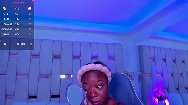 Snapshot of mia_schwarz chatting on 04-11-26, 07:51 mia schwarz online show from 04-11-26, 07:51