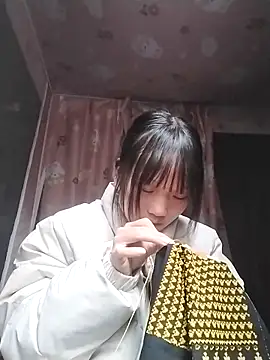 Snapshot of lytamye chatting on 03-09-25, 09:35 lytamye online show from 03-09-25, 09:35