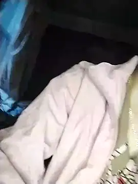 Snapshot of lytamye chatting on 03-10-25, 10:37 lytamye online show from 03-10-25, 10:37