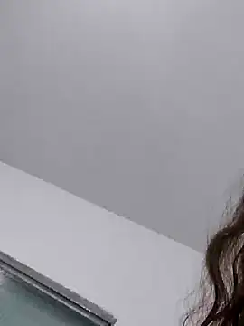 Snapshot of Sweet-diamondxxx chatting on 01-17-25, 02:07 Sweet-diamondxxx online show from 01-17-25, 02:07