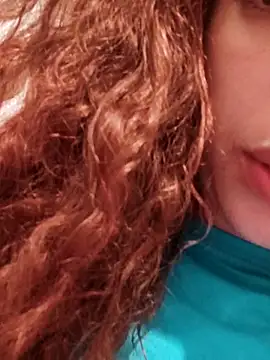 Snapshot of Sweet-diamondxxx chatting on 02-15-25, 10:11 Sweet-diamondxxx online show from 02-15-25, 10:11