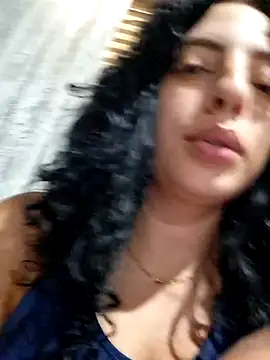 Sweet-diamondxxx online show from 03-25-26, 02:23