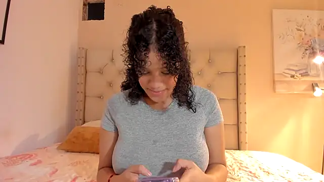 vanesasexyhot21 online show from 02-02-26, 01:15