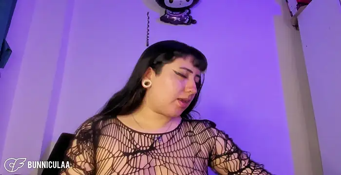 larissa01  online show from 03-14-26, 08:03