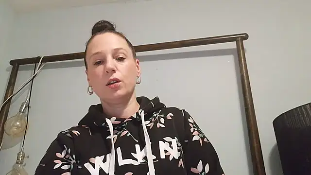 Audrey hotty online show from 02-07-26, 05:00