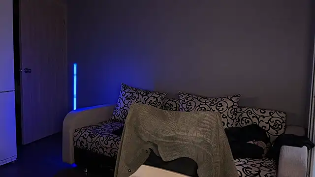 anahori  simon online show from 03-17-25, 04:40