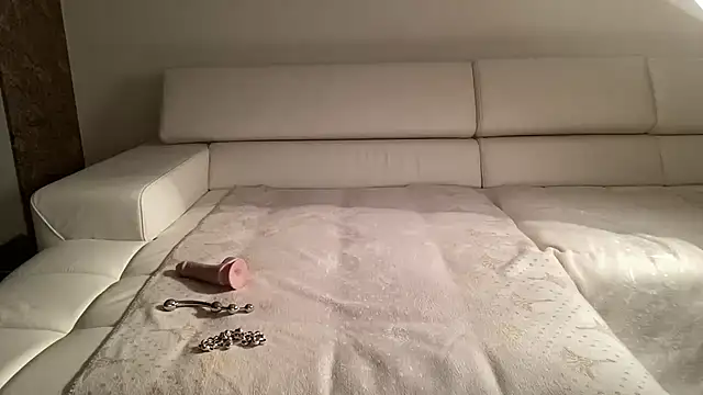 sexyLolia11 online show from 09-27-25, 10:48