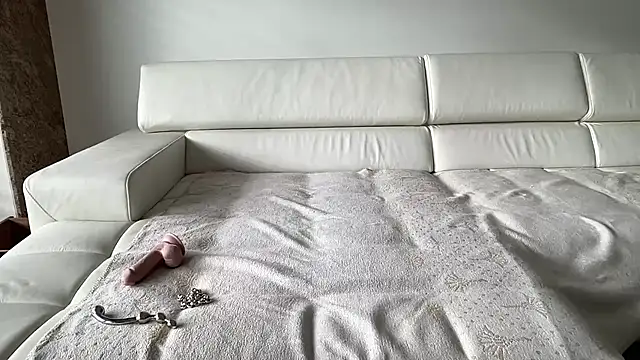 sexyLolia11 online show from 10-01-25, 10:54