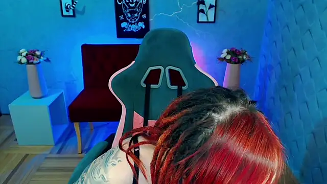 Snapshot of Miss-Tattoo chatting on 02-26-25, 05:50 Miss-Tattoo online show from 02-26-25, 05:50