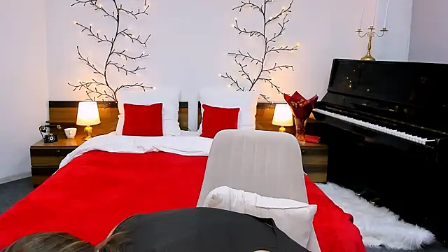  Sun Shy  online show from 02-06-25, 07:29