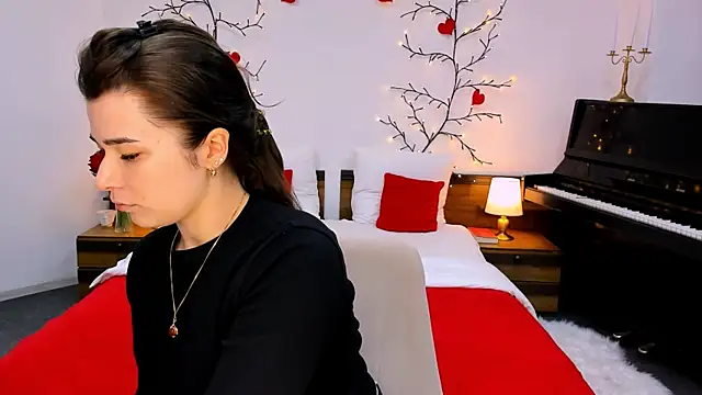  Sun Shy  online show from 09-23-25, 09:12