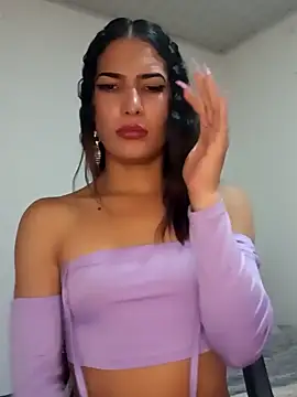Snapshot of Lanna_hott_ chatting on 01-07-25, 09:25 Lanna hott online show from 01-07-25, 09:25