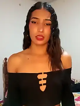 Snapshot of Lanna_hott_ chatting on 01-17-25, 10:56 Lanna hott online show from 01-17-25, 10:56
