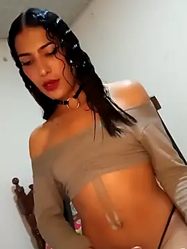 Snapshot of Lanna_hott_ chatting on 01-23-25, 08:24 Lanna hott online show from 01-23-25, 08:24