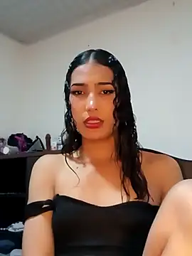 Snapshot of Lanna_hott_ chatting on 02-12-25, 07:13 Lanna hott online show from 02-12-25, 07:13