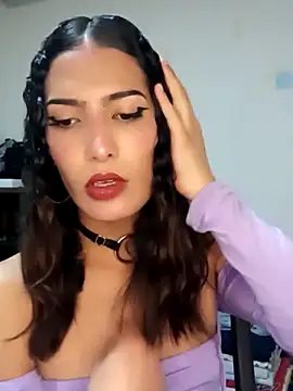 Snapshot of Lanna_hott_ chatting on 03-07-25, 07:16 Lanna hott online show from 03-07-25, 07:16