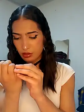 Snapshot of Lanna_hott_ chatting on 03-08-25, 10:02 Lanna hott online show from 03-08-25, 10:02